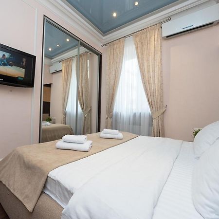 Vip Apartment. Kreshatik, Maidan Nezavisimosti. Kyiv Exterior photo
