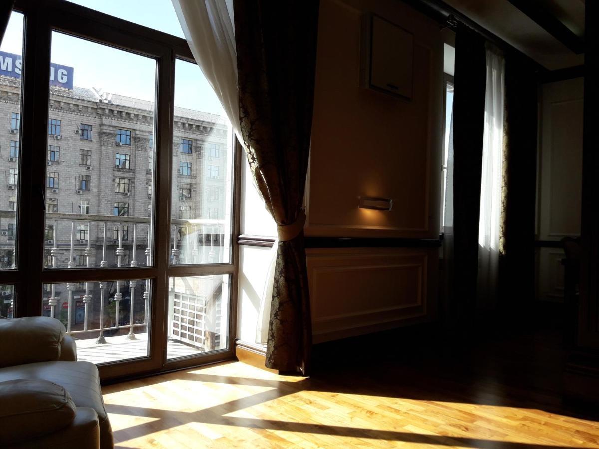 Vip Apartment. Kreshatik, Maidan Nezavisimosti. Kyiv Exterior photo