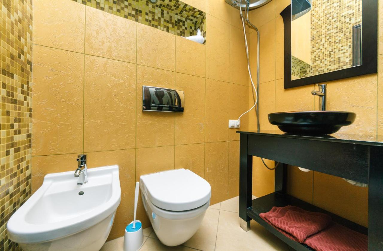 Vip Apartment. Kreshatik, Maidan Nezavisimosti. Kyiv Exterior photo