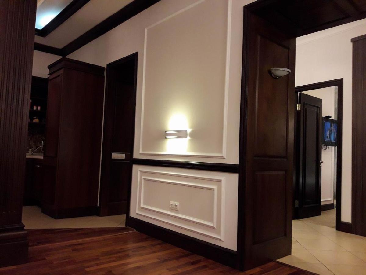 Vip Apartment. Kreshatik, Maidan Nezavisimosti. Kyiv Exterior photo